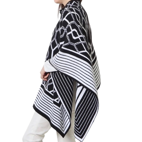 Anne Klein | NWT Soft Knit Cozy Zip Poncho - Size XL - Picture 2 of 13